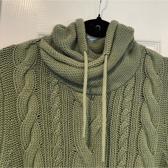 L.L. Bean Size M Sage Green Double L Mixed Cable Knit Funnel Neck Cotton Sweater - Picture 2 of 13